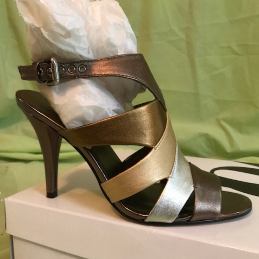 New Nine West Sandals Size 6 Women Bronze  4" Heels